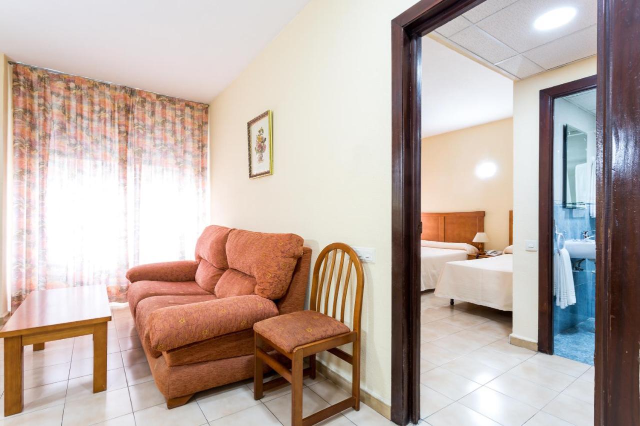 Apartamentos Resitur Seville Ngoại thất bức ảnh
