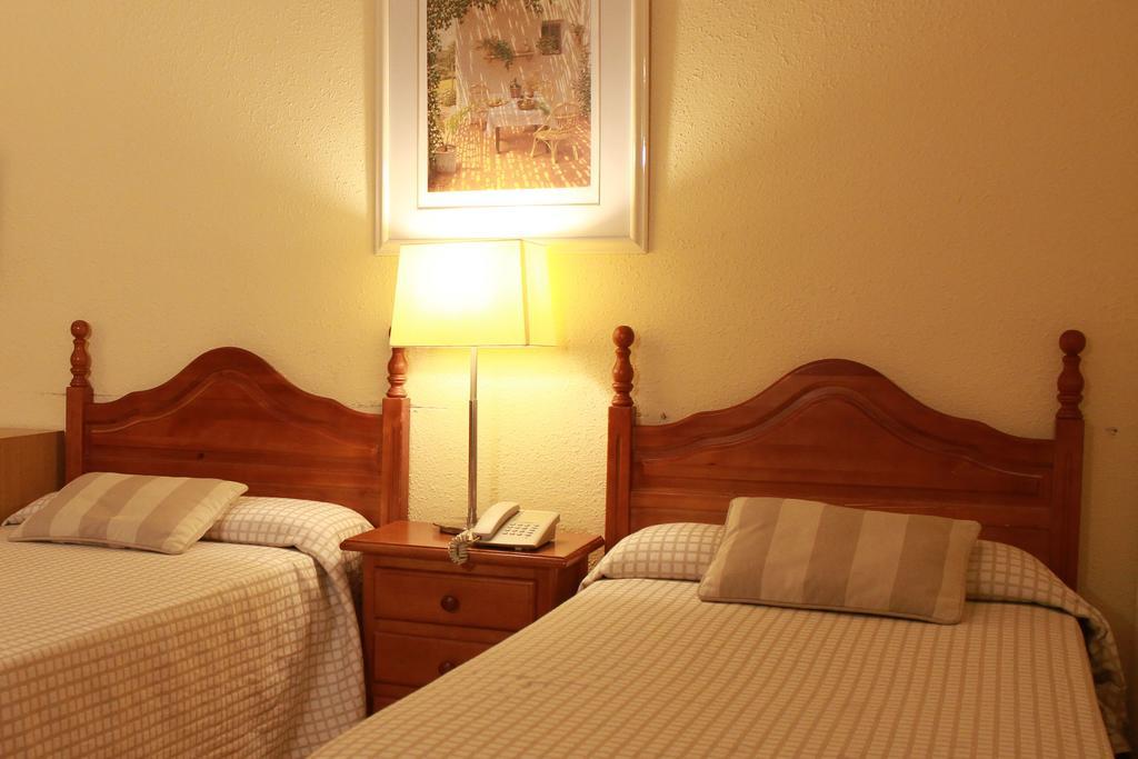 Apartamentos Resitur Seville Ngoại thất bức ảnh