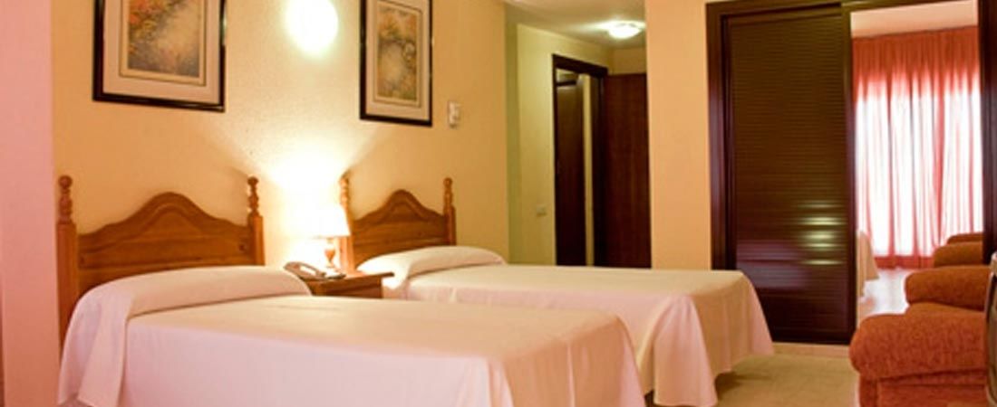 Apartamentos Resitur Seville Ngoại thất bức ảnh