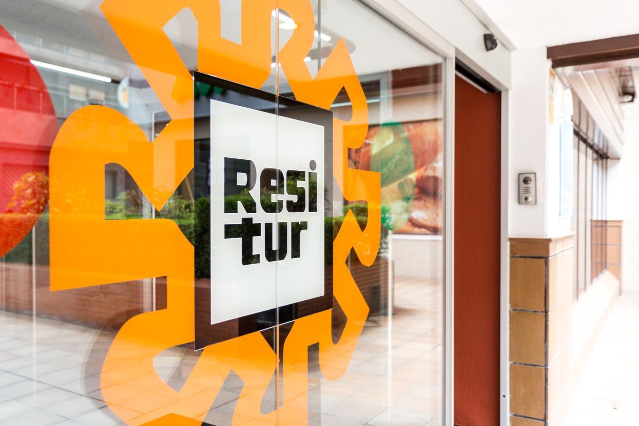 Apartamentos Resitur Seville Ngoại thất bức ảnh