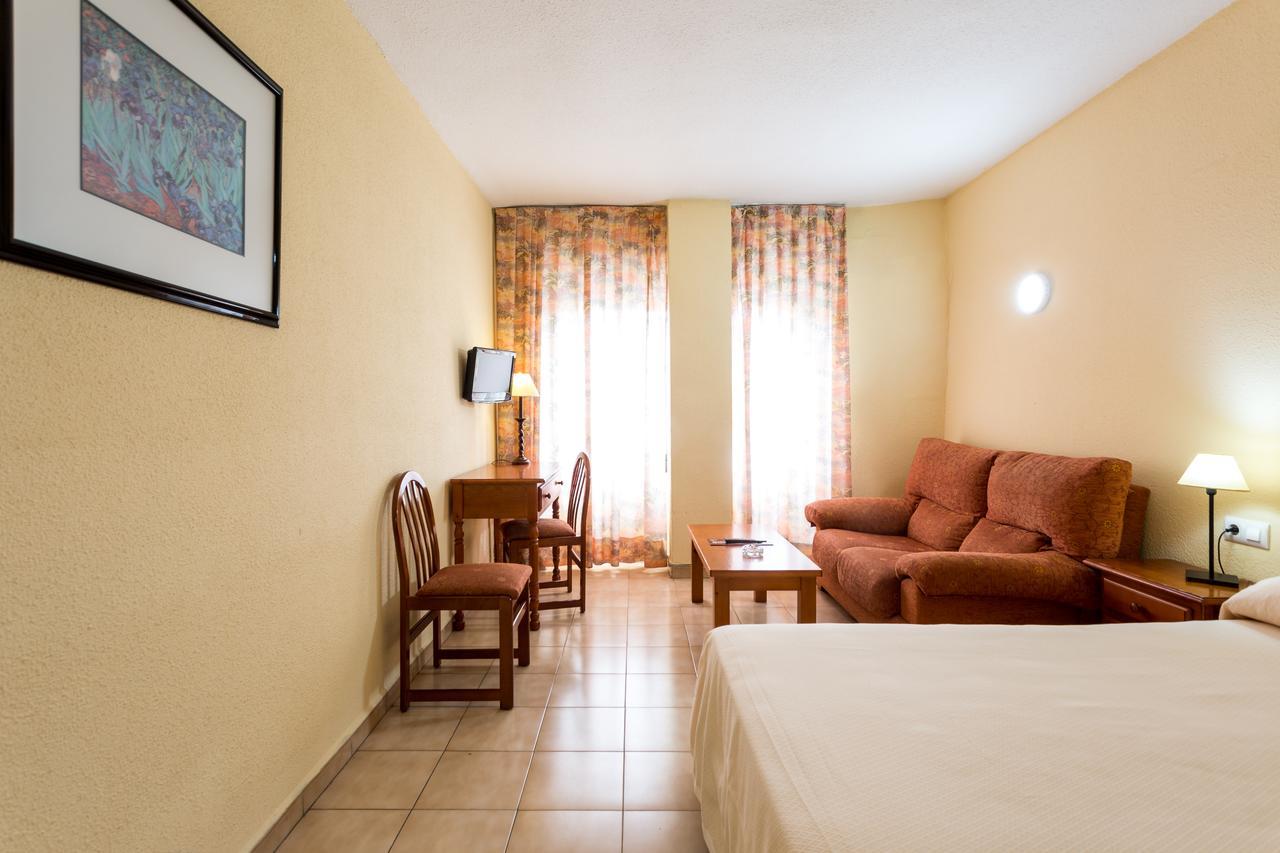 Apartamentos Resitur Seville Ngoại thất bức ảnh