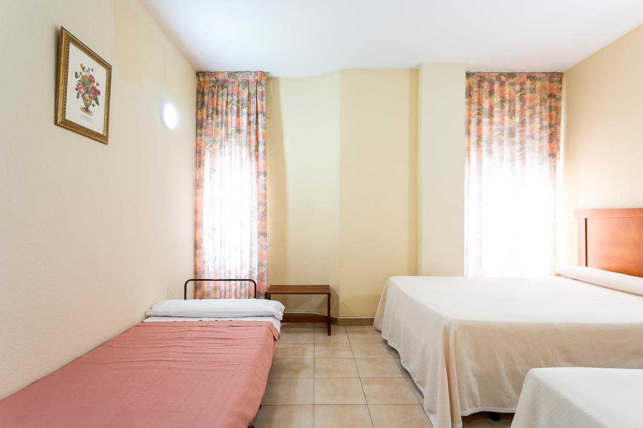 Apartamentos Resitur Seville Ngoại thất bức ảnh