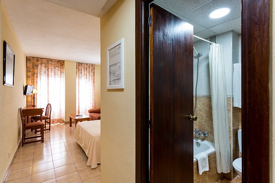 Apartamentos Resitur Seville Ngoại thất bức ảnh